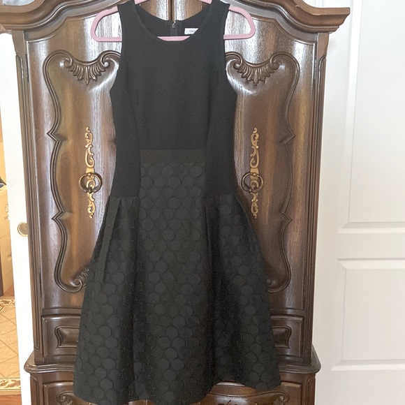 Beautiful black party dress in size 6 - Picture 1 of 9